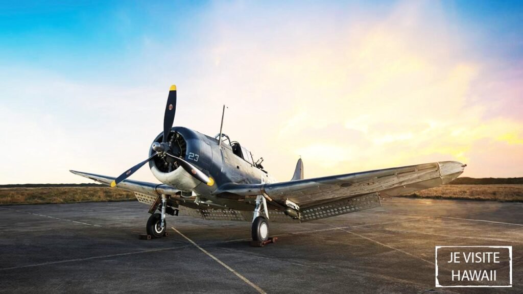 Avion datant de la seconde guerre mondiale et exposé au musée de l'aviation à Pearl Harbor
